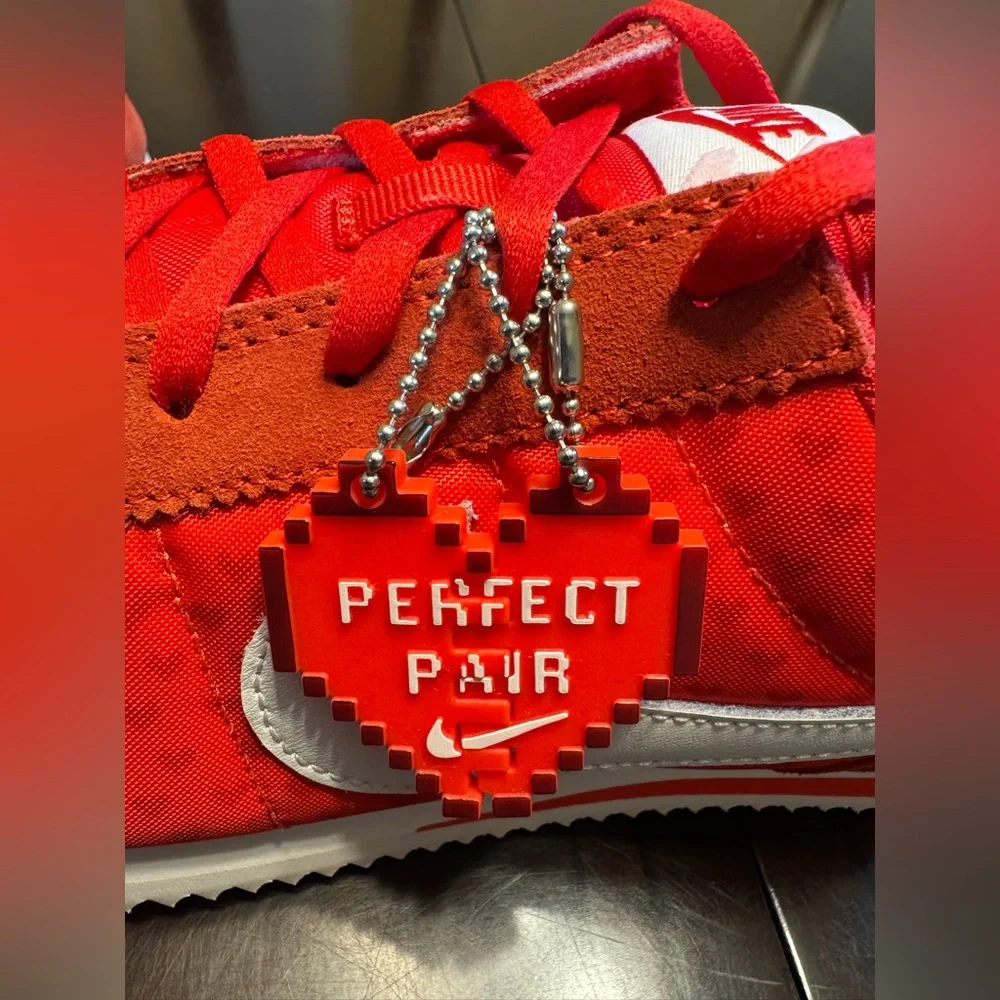 New Nike Cortez Valentines Day Heart Sneaker Shoes - Picture 15 of 16